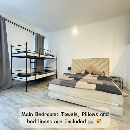 Newly New York Designed 3 Bedroom Appartamento