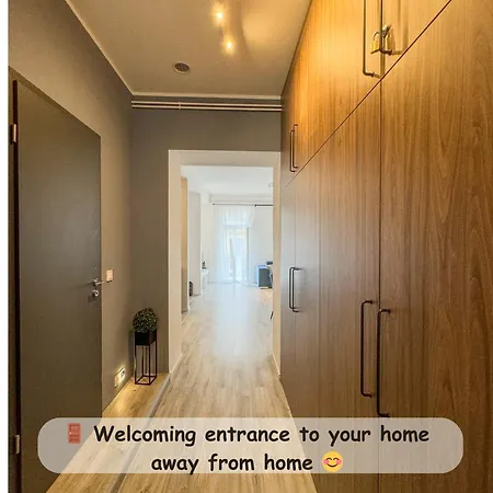 Newly New York Designed 3 Bedroom *